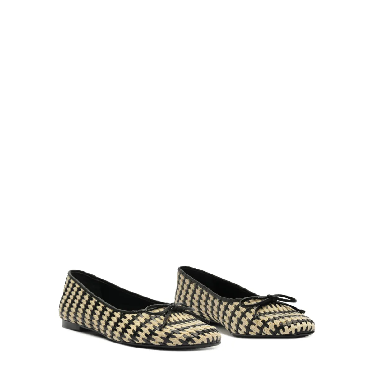 Arissa Straw Flat in Black