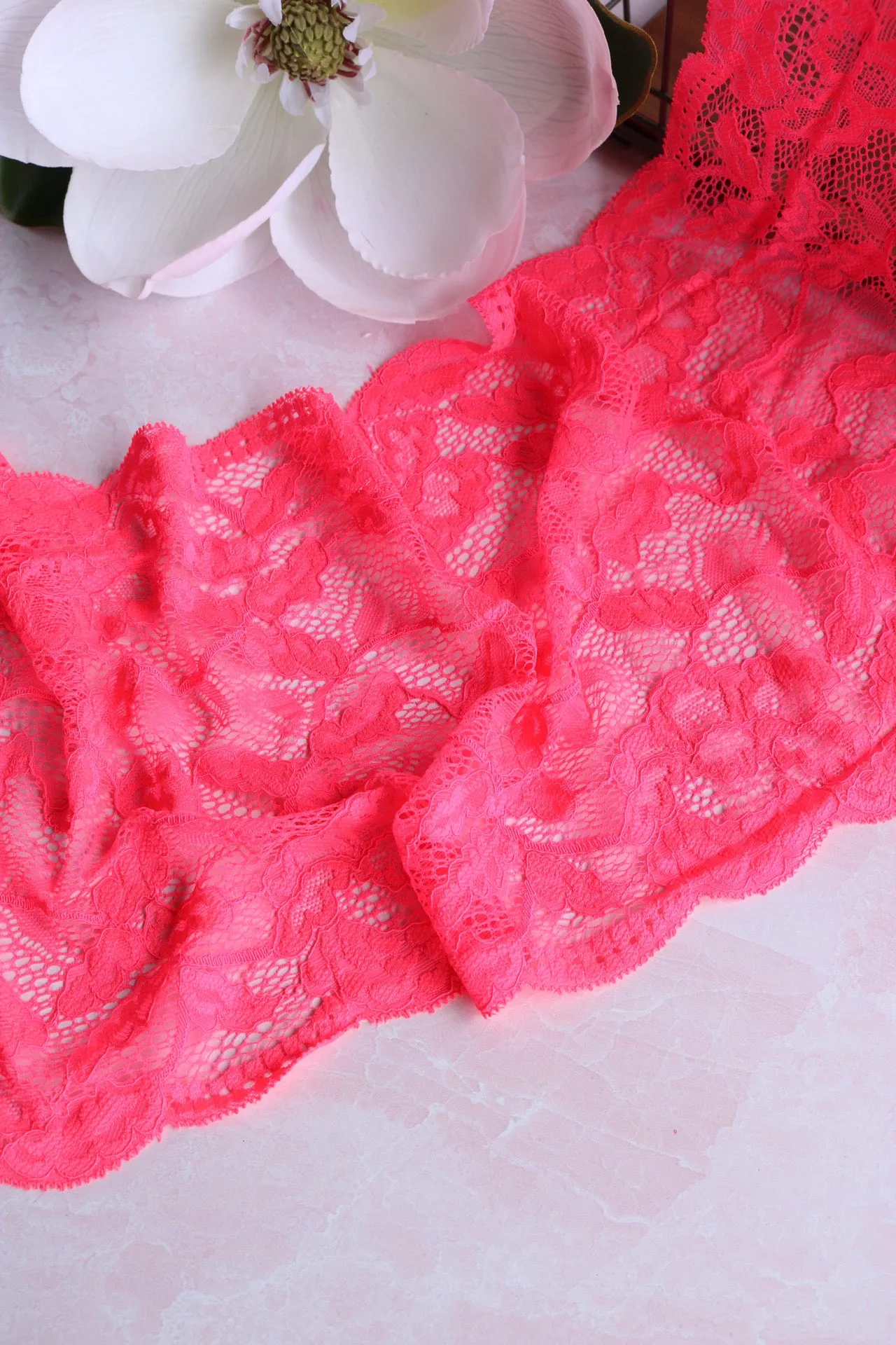 South Beach Sun 8.5" Wide Stretch Lace